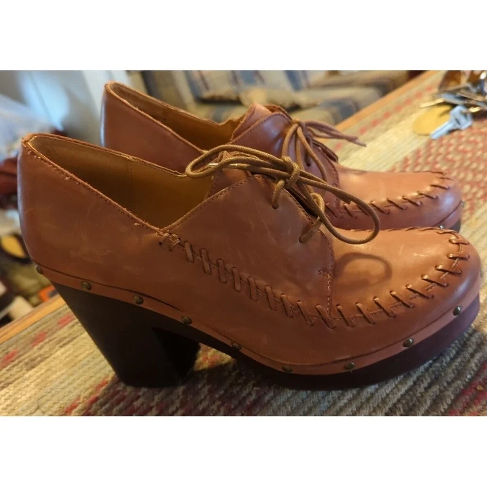 Latigo Womens Tan Leather‎ Wood Sole Platform Shoes Anthropologie 9M Closed Toe